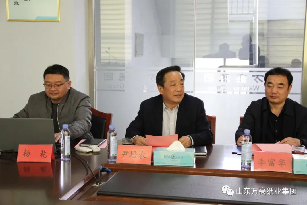 在“五一”國(guó)際勞動(dòng)節(jié)到來之際 集團(tuán)董事長(zhǎng)向廣大員工致以節(jié)日的祝賀和誠(chéng)摯的慰問